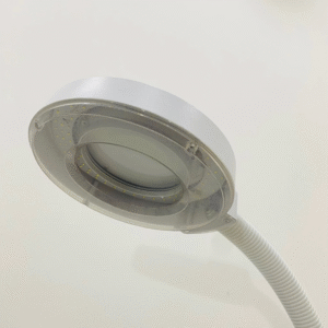 Đèn LED Soi Da Nặn Mụn DLN622 Có Kính Lúp Phóng To - Ảnh 05